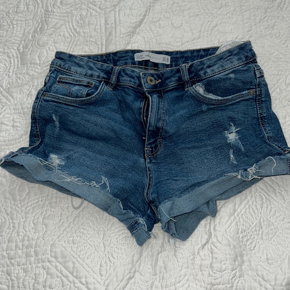 Zara cutoff denim shorts